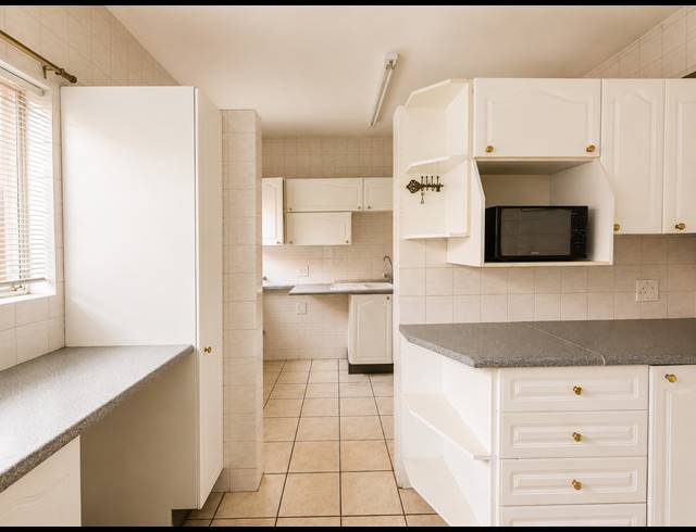 3 BEDROOM TOWNHOUSE FOR SALE IN THREE RIVERS